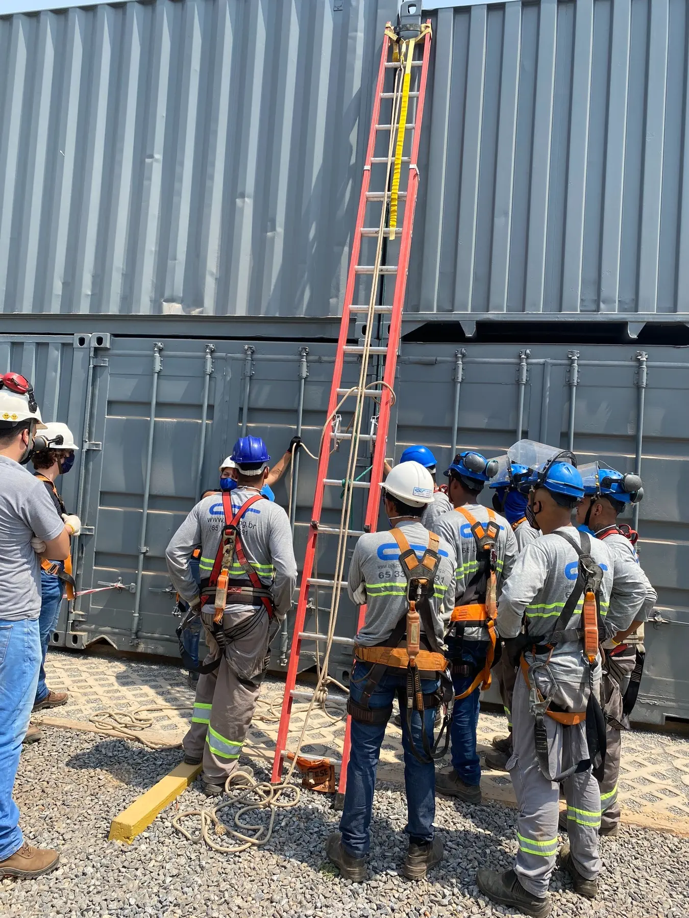 Treinamento prático de segurança em altura